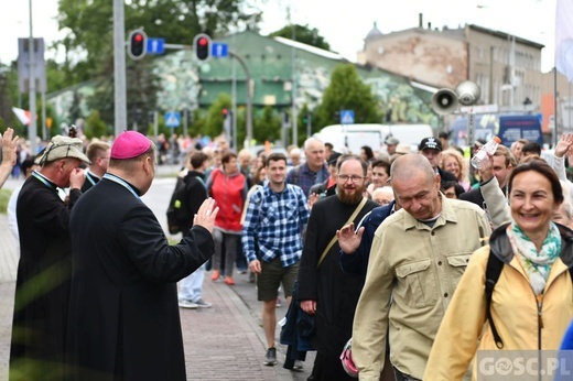 Z Zielonej na Jasną Górę