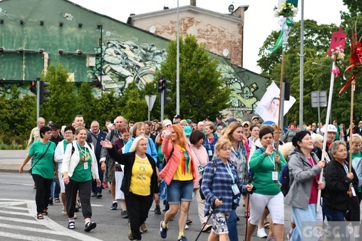 Z Zielonej na Jasną Górę