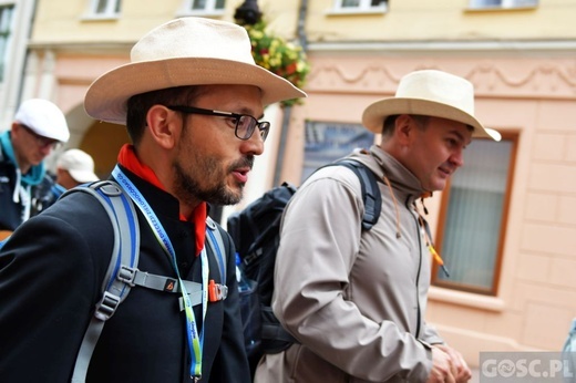 Z Zielonej na Jasną Górę