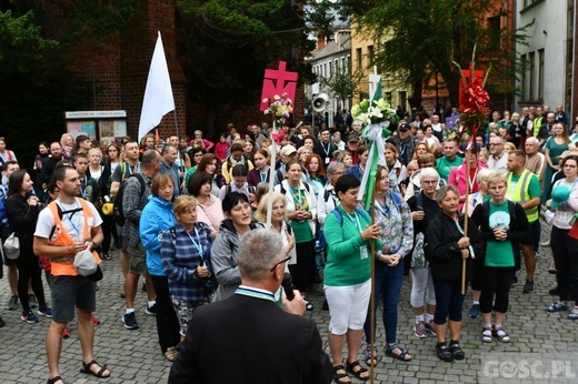 Z Zielonej na Jasną Górę