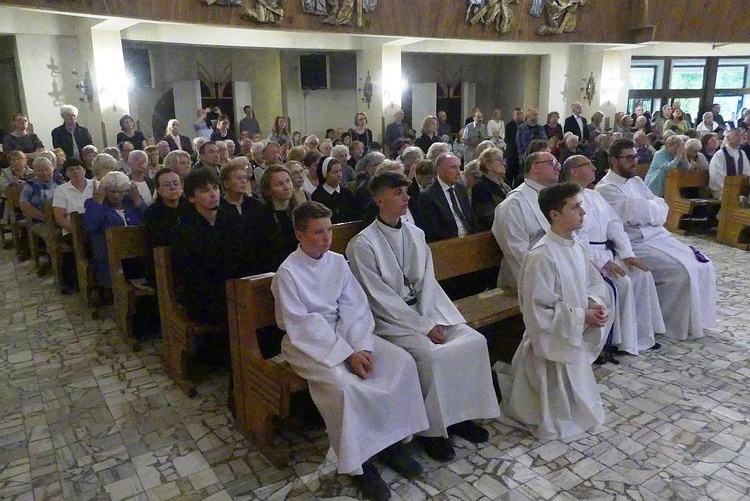 Uroczystości pogrzebowe śp. ks. Franciszka Płonki na os. Karpackim w Bielsku-Białej