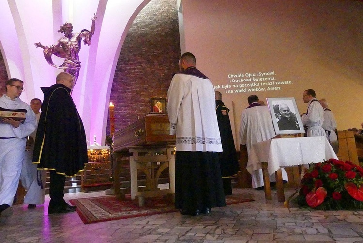 Uroczystości pogrzebowe śp. ks. Franciszka Płonki na os. Karpackim w Bielsku-Białej