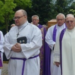 Uroczystości pogrzebowe śp. ks. Franciszka Płonki na os. Karpackim w Bielsku-Białej