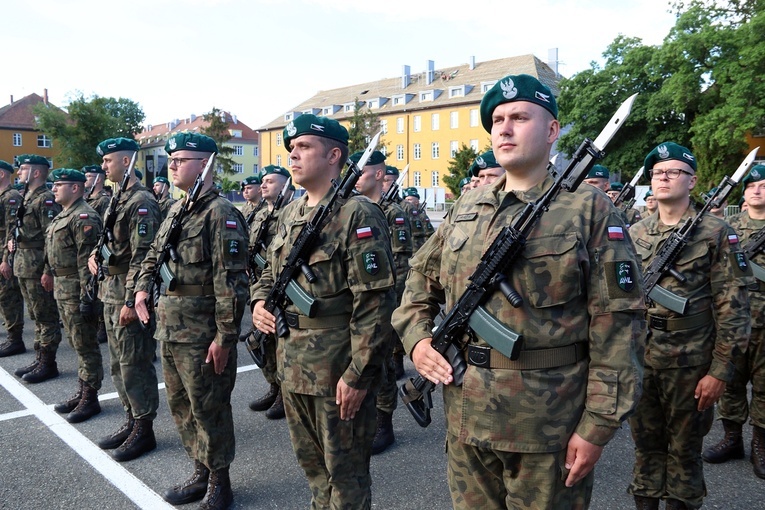 Przysięga wojskowa kapelanów rezerwy z całej Polski 2023