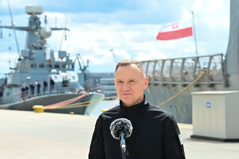 Prezydent: Sytuacja w obszarze morskim wokół Europy jest cały czas monitorowana, polska marynarka jest w gotowości 
