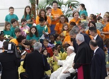 Franciszek w lizbońskiej parafii, gdzie miłosierdzie uprzedza ewangelizację