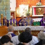 Ostatnie pożegnanie ks. prał. Franciszka Płonki w rodzinnym Zarzeczu