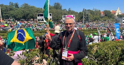 Legnica-Lizbona. Pozdrowienia od biskupa