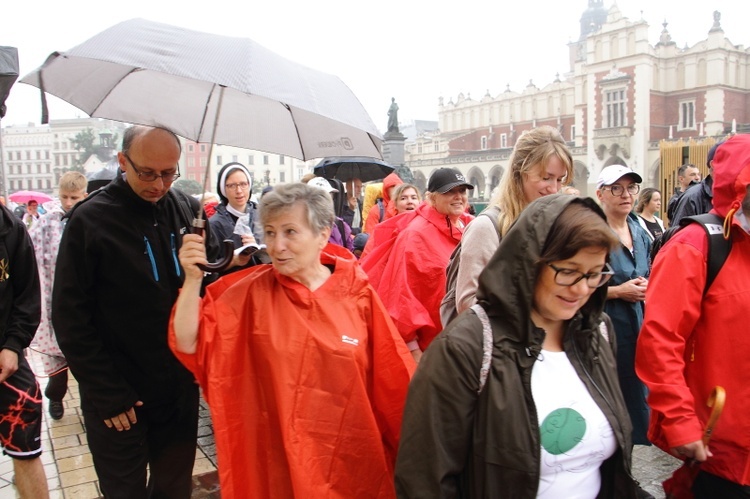 Wyjście 43. Pieszej Pielgrzymki Krakowskiej z Wawelu na Jasną Górę