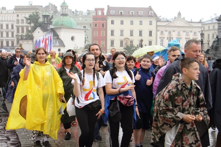 Wyjście 43. Pieszej Pielgrzymki Krakowskiej z Wawelu na Jasną Górę