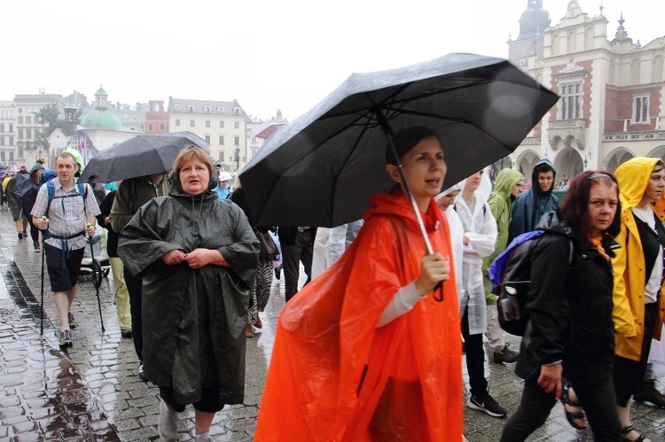 Wyjście 43. Pieszej Pielgrzymki Krakowskiej z Wawelu na Jasną Górę