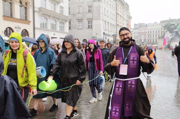 Wyjście 43. Pieszej Pielgrzymki Krakowskiej z Wawelu na Jasną Górę