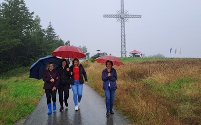 Z Krzeczowa do Lizbony - w łączności duchowej 