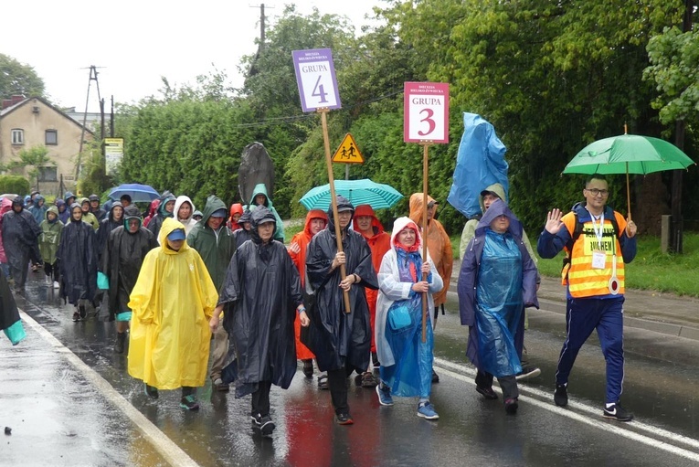 Grupy 3./4. - z Bielska-Białej Hałcnowa na Jasną Górę - 2023