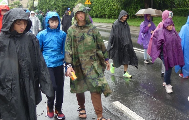 Grupy 3./4. - z Bielska-Białej Hałcnowa na Jasną Górę - 2023