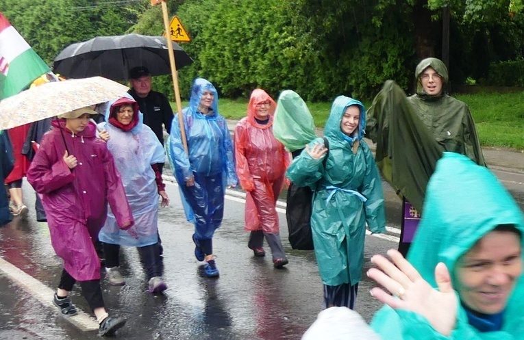 Grupy 3./4. - z Bielska-Białej Hałcnowa na Jasną Górę - 2023