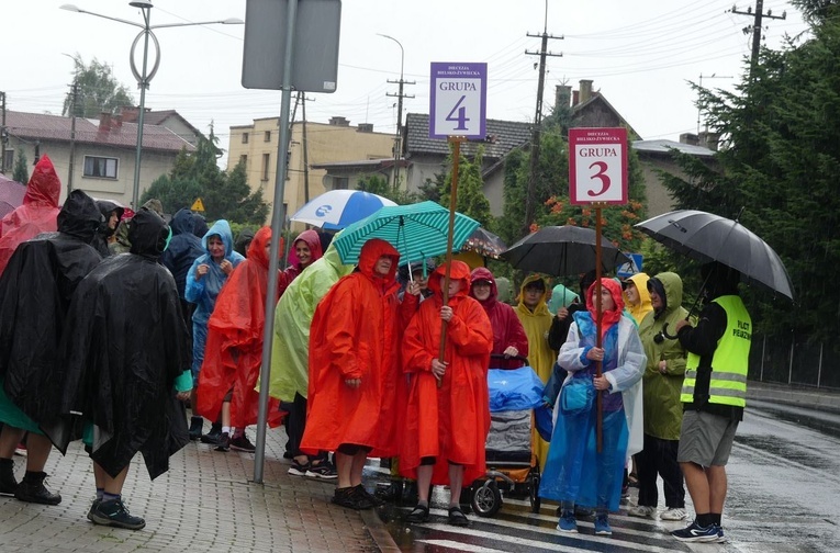 Grupy 3./4. - z Bielska-Białej Hałcnowa na Jasną Górę - 2023