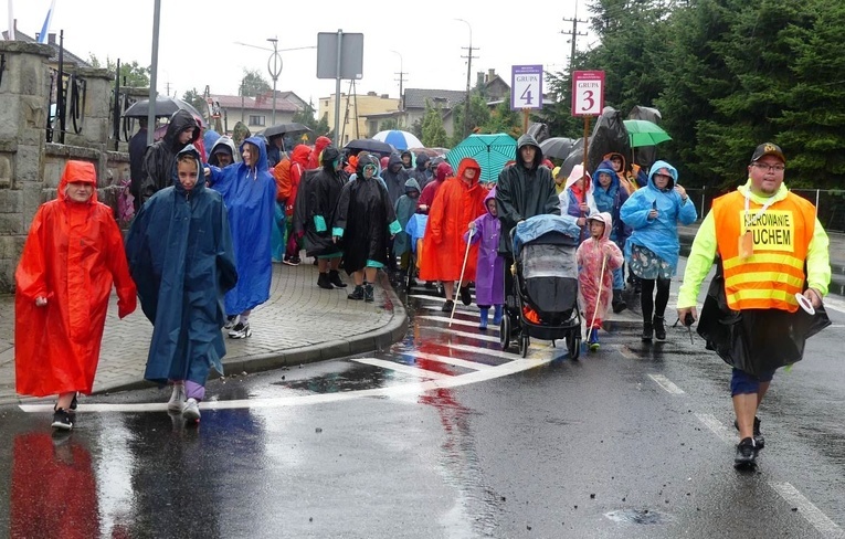 Grupy 3./4. - z Bielska-Białej Hałcnowa na Jasną Górę - 2023