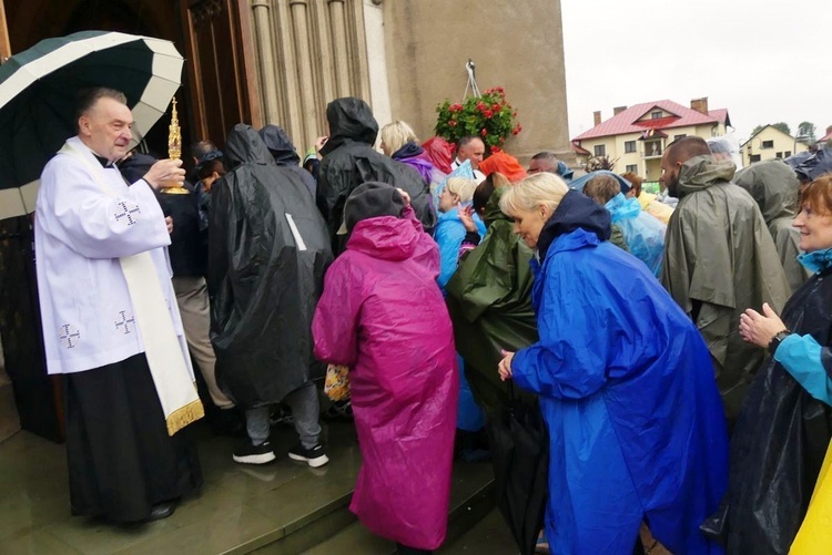 Gościna pielgrzymów hałcnowskich w Wilamowicach - 2023