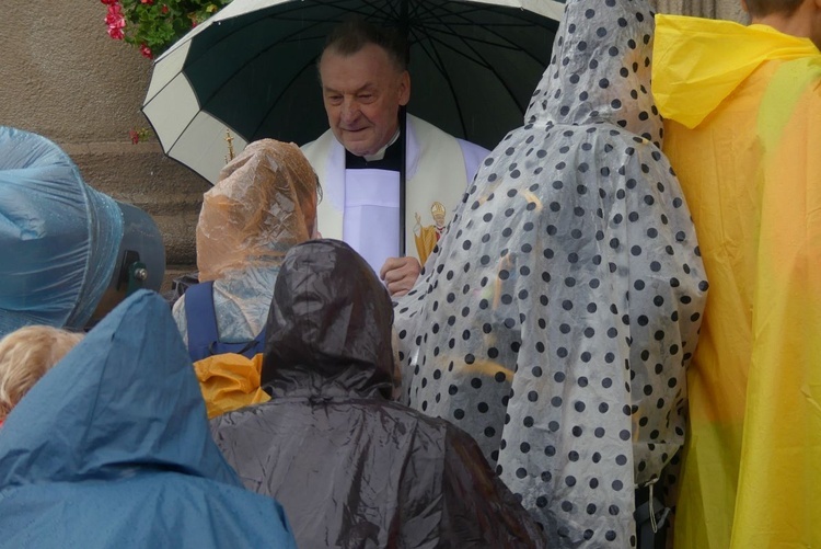 Gościna pielgrzymów hałcnowskich w Wilamowicach - 2023