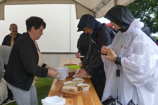 Gościna pielgrzymów hałcnowskich w Bielanach - 2023