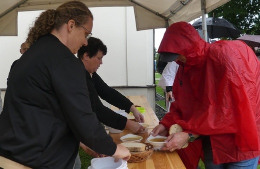 Gościna pielgrzymów hałcnowskich w Bielanach - 2023