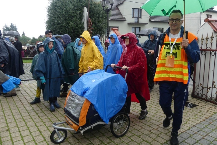 Gościna pielgrzymów hałcnowskich w Bielanach - 2023