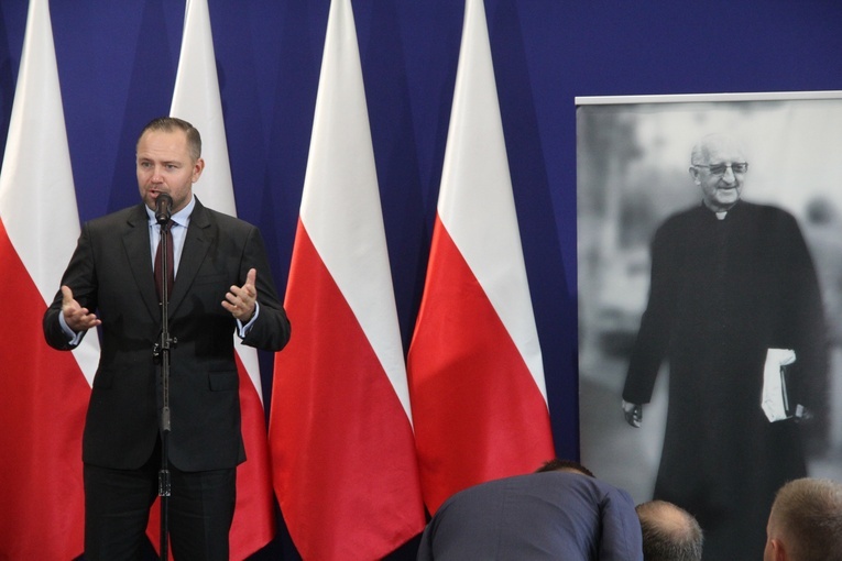 Ks. Franciszek Blachnicki kawalerem Orderu Orła Białego