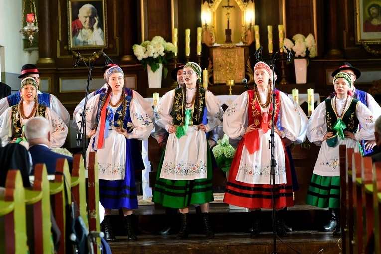 Miłakowo. IV Ogólnopolski Festiwal Muzyki Chóralnej