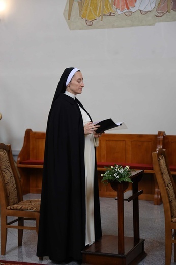 Śluby wieczyste u sióstr dominikanek w Tarnobrzegu Wielowsi
