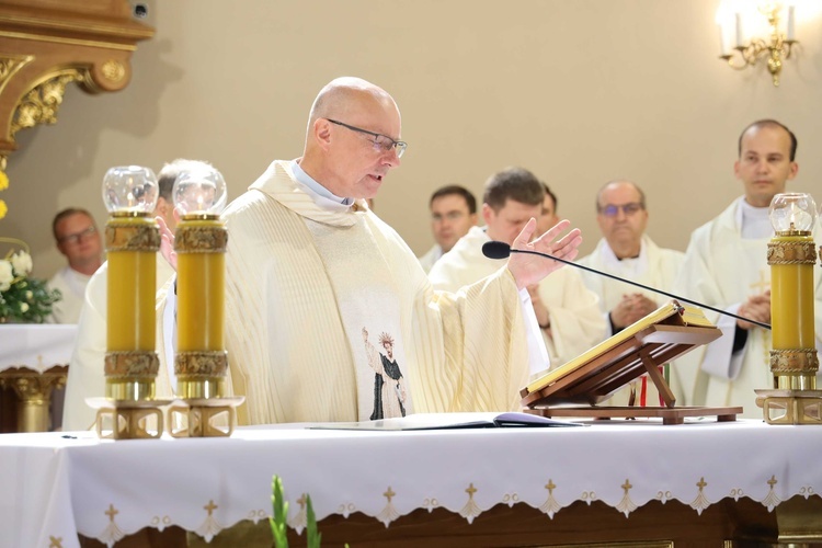 Śluby wieczyste u sióstr dominikanek w Tarnobrzegu Wielowsi