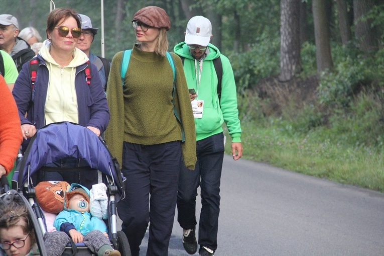 PPW2023 - Dzień 8 - Cisie-Jasna Góra cz.1