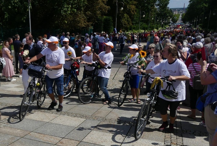 Powitanie 21. Pielgrzymki Pieszej Dekanatu Czechowickiego na Jasnej Górze - 2023