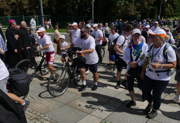 Powitanie 21. Pielgrzymki Pieszej Dekanatu Czechowickiego na Jasnej Górze - 2023