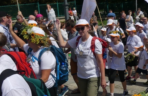 Powitanie 21. Pielgrzymki Pieszej Dekanatu Czechowickiego na Jasnej Górze - 2023