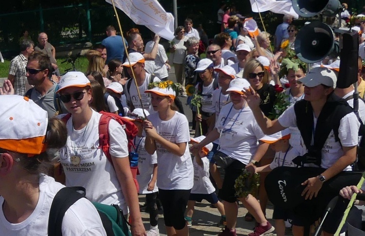 Powitanie 21. Pielgrzymki Pieszej Dekanatu Czechowickiego na Jasnej Górze - 2023