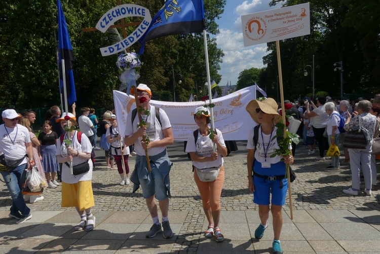 Powitanie 21. Pielgrzymki Pieszej Dekanatu Czechowickiego na Jasnej Górze - 2023