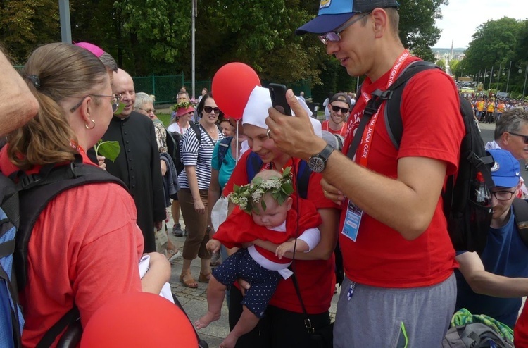 Powitanie 32. Cieszyńskiej Pieszej Pielgrzymki na Jasnej Górze - 2023