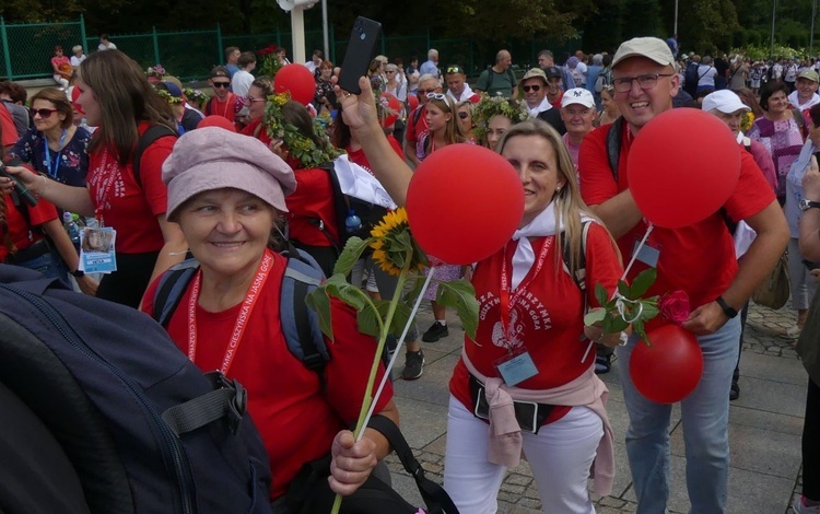 Powitanie 32. Cieszyńskiej Pieszej Pielgrzymki na Jasnej Górze - 2023