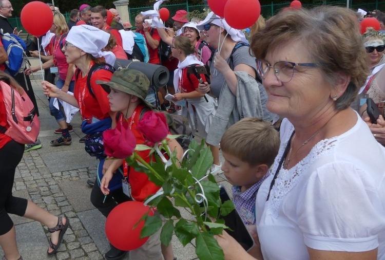 Powitanie 32. Cieszyńskiej Pieszej Pielgrzymki na Jasnej Górze - 2023