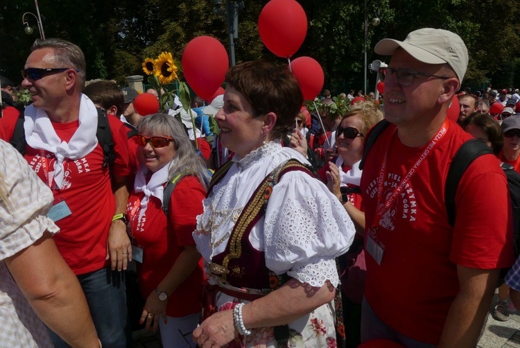 Powitanie 32. Cieszyńskiej Pieszej Pielgrzymki na Jasnej Górze - 2023