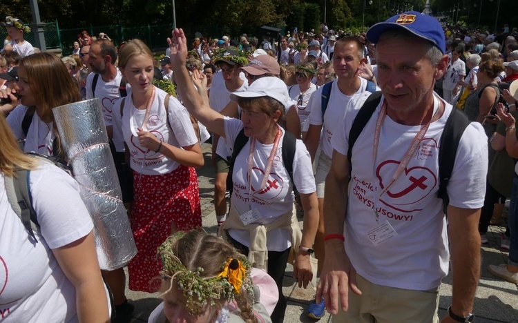 Powitanie 38. Pieszej Pielgrzymki Dekanatu Andrychowskiego na Jasnej Górze - 2023