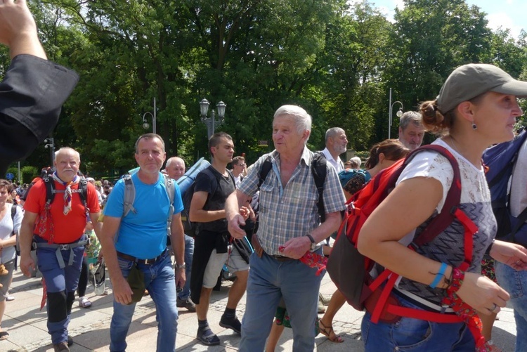 Powitanie 32. Pieszej Pielgrzymki Diecezji Bielsko-Żywieckiej na Jasnej Górze - 2023