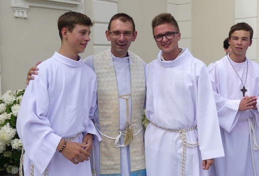 Pielgrzymi diecezji na Jasnej Górze - w oczekiwaniu na Mszę Świętą - 2023