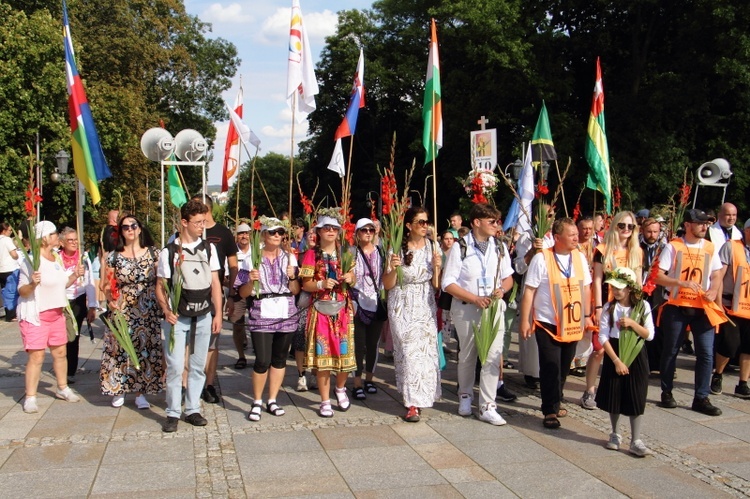 Wejście 43. Pieszej Pielgrzymki Krakowskiej na Jasną Górę