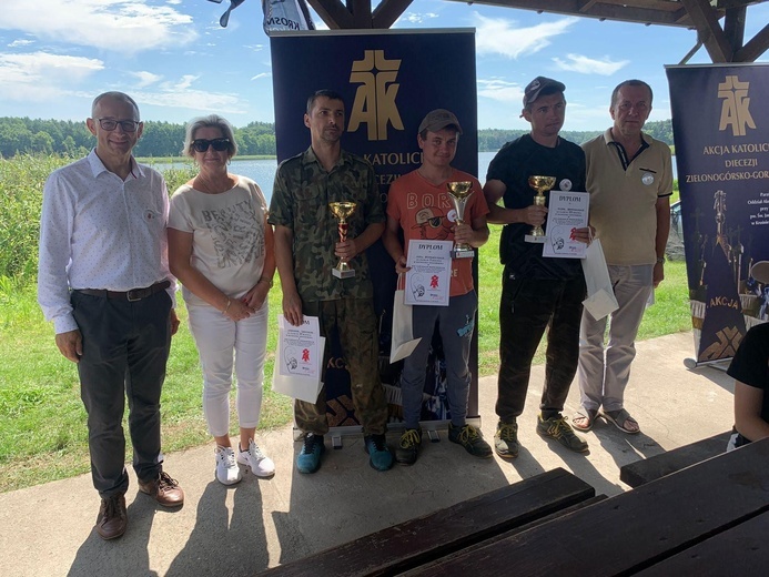 Szklarka Radnicka. Konkursowe wędkowanie 