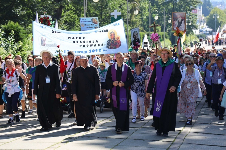 Pielgrzymi na Jasnej Górze