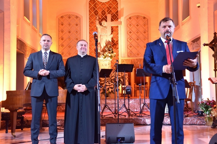 Koncert IPN i medal dla ks. Bartłomieja Starka