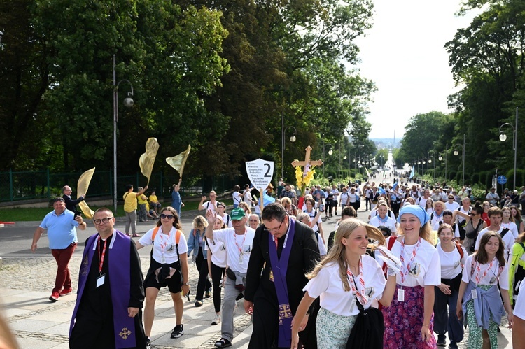 Wejście pieszej pielgrzymki na Jasną Górę