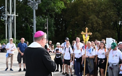 Wejście pieszej pielgrzymki na Jasną Górę